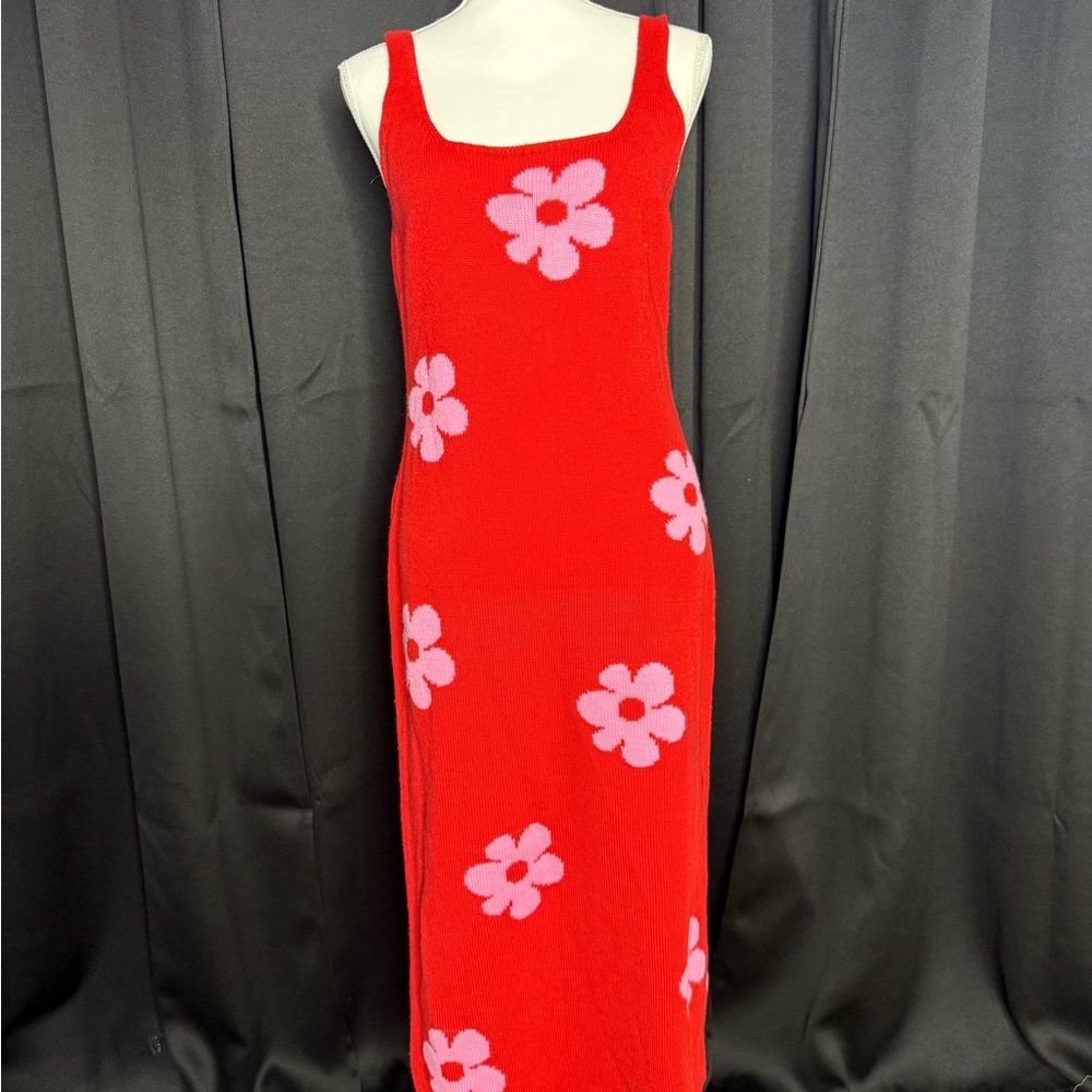 Divided Red Knit Garment